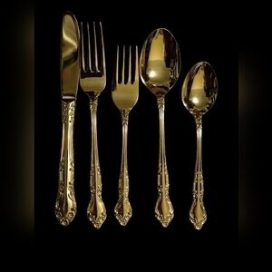 Supreme Cutlery Flatwear Set for Rare Style 72 pcs